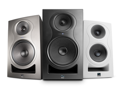 Kali Audio, Monitor de estudio coincidente de 3 vías IN-8 V2